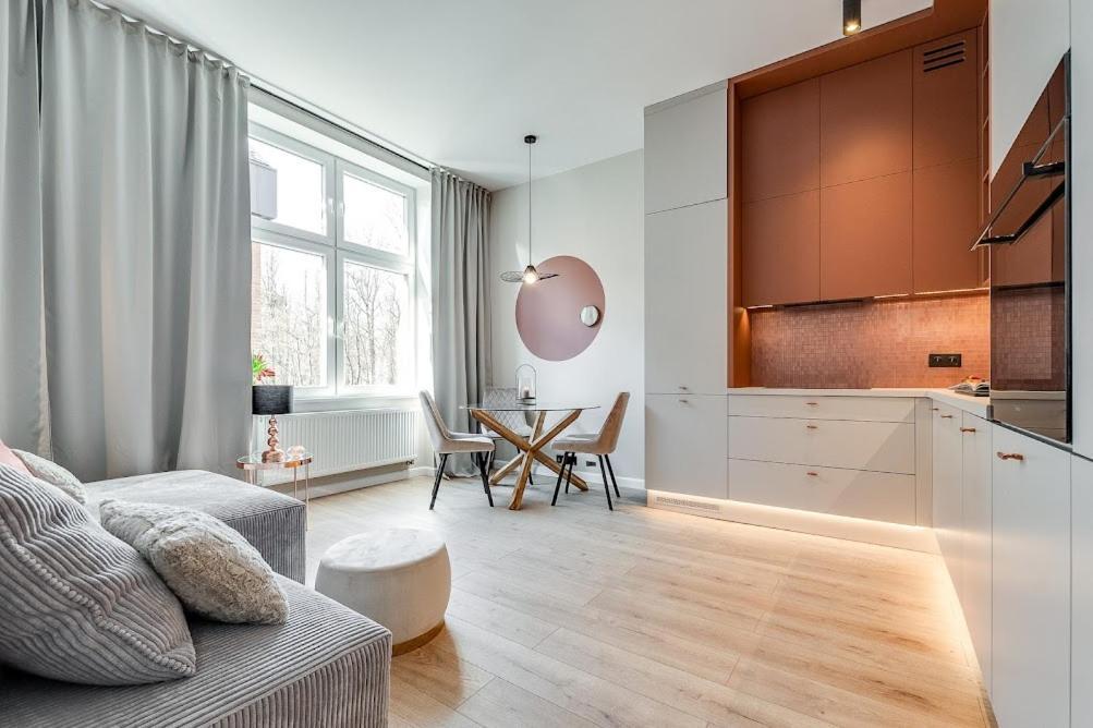 Jan III Sobieski - Luksusowy Apartament S Prywatny Darmowy Parking 글리비체 외부 사진